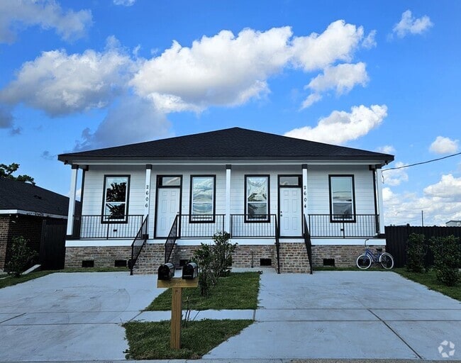 Building Photo - 2606 Fayette St Rental