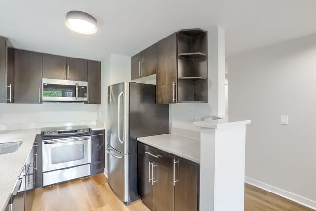 Photo - Martine Apartments