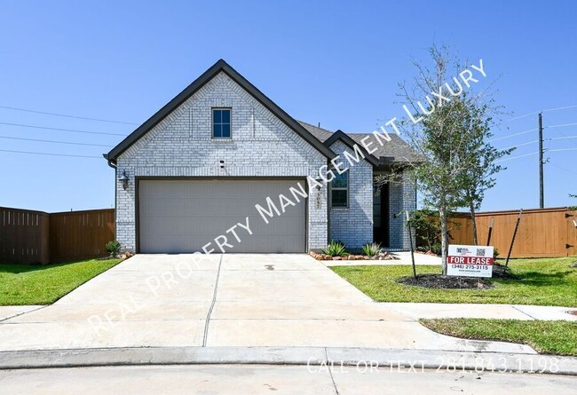 Building Photo - 3057 Pensacola Dr Rental