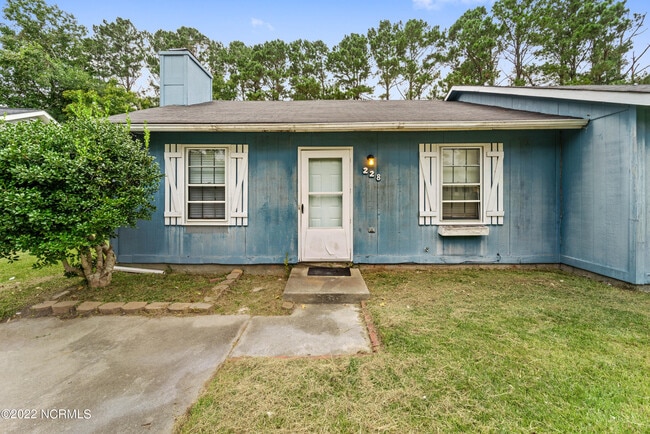 Building Photo - 228 Cedar Crk Dr Rental