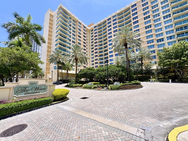 Building Photo - 2501 S Ocean Dr Unit 326