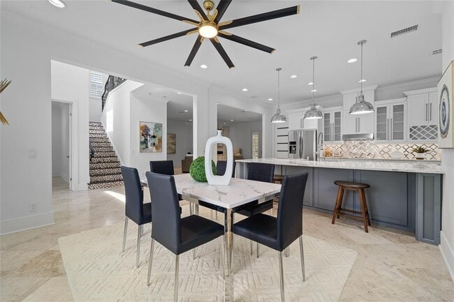 Photo - 4802 W Beachway Dr