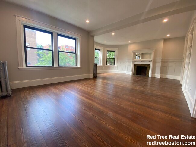 Photo - 1855 Beacon St Unit 2
