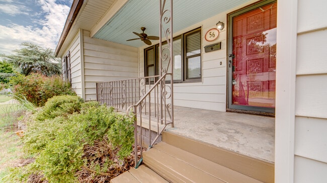 Photo - 56 E 52nd St