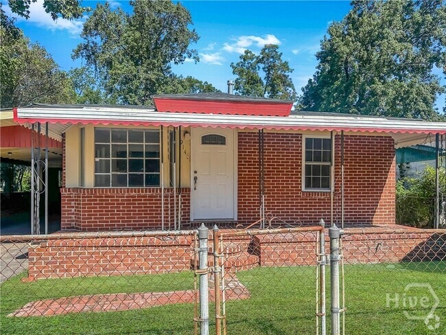 Building Photo - 914 Bowden St Rental