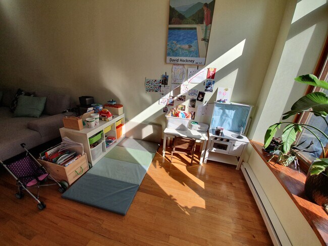 Photo - 4087 Av Laval Unit 4087 Av LAval