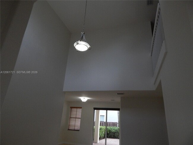 Photo - 320 SW 87th Ct