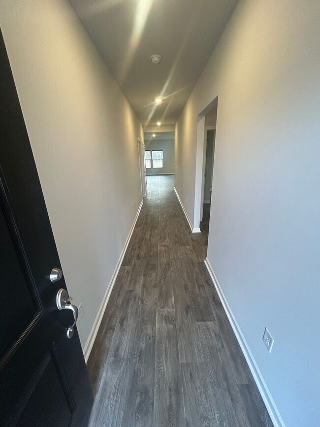 Photo - Field View 4BD/ 2BA