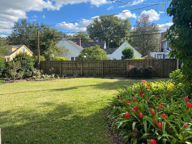 Photo - 612 Stetson St