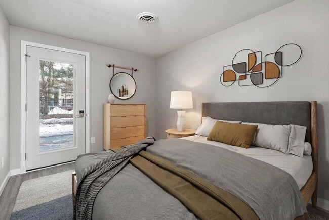 Photo - 313 Novak St