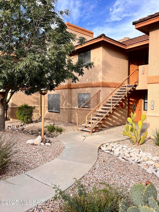 Building Photo - 7255 E Snyder Rd Unit 7204