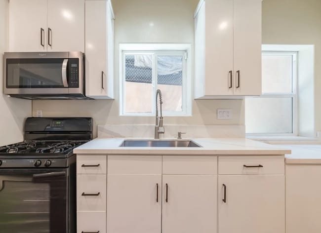 Photo - 3258 1/2 Dundas St. Los Angeles Unit CA