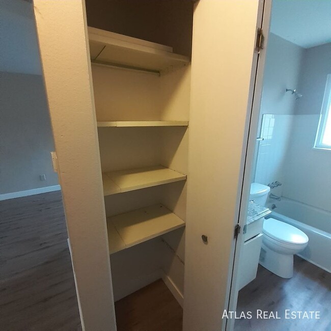 Photo - 1809 Eagle View Dr Apartment Unit 4