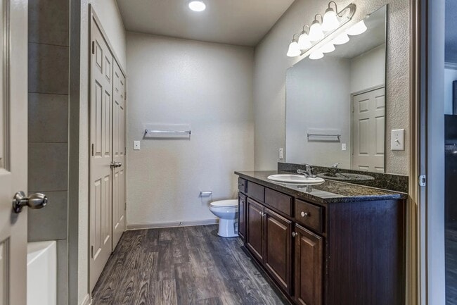 Building Photo - 2120 Stephens Pl Unit 145 Rental