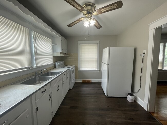 Photo - 2518 Morson St