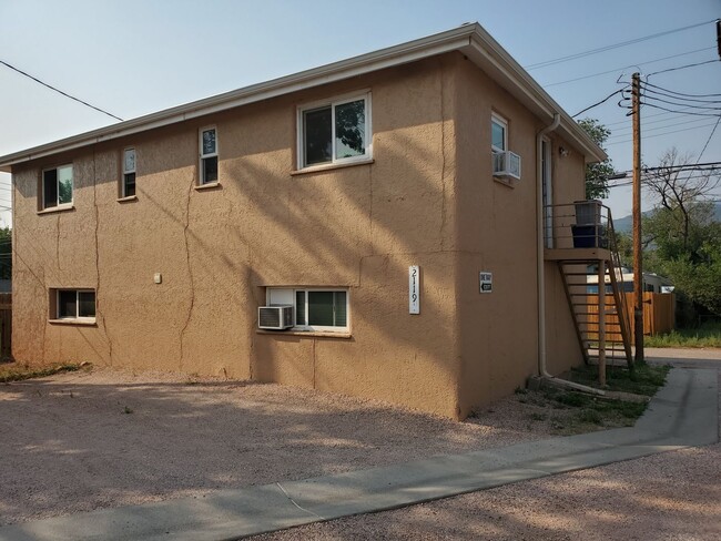 2119 1/2 W. Colorado Avenue - 2119 1/2 W. Colorado Avenue Apartamento Unidad A