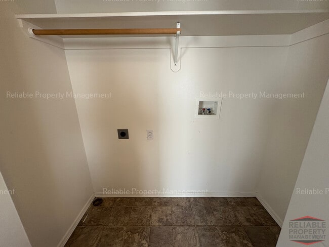 Photo - 230 W Anderson St Unit 3