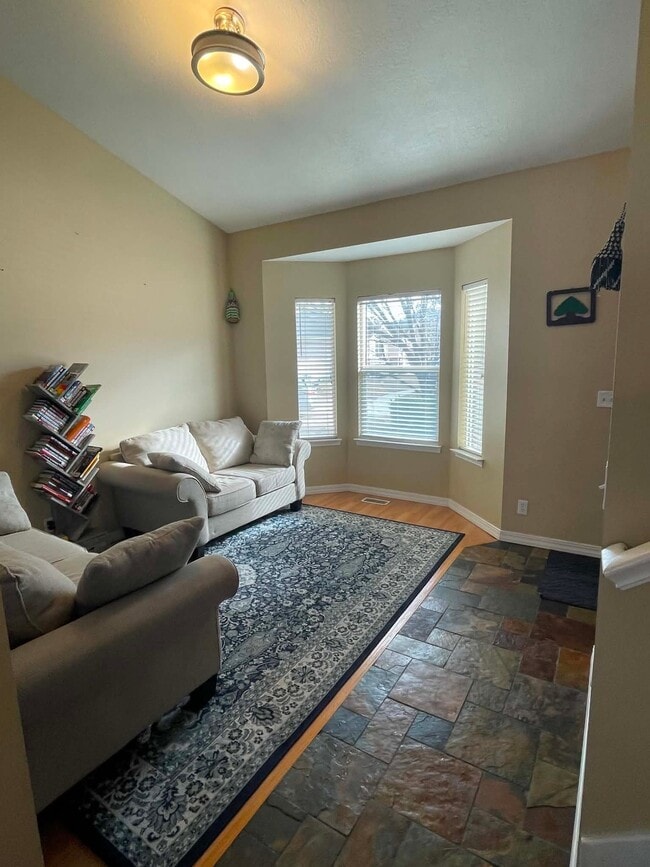 3518 S Moon Beam Bay