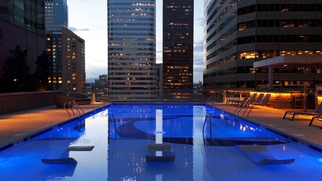 Photo - The Quincy Apartamentos
