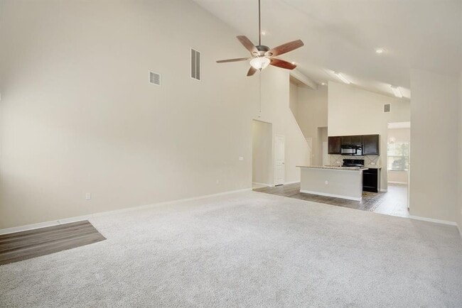 Photo - 421 Pentire Way