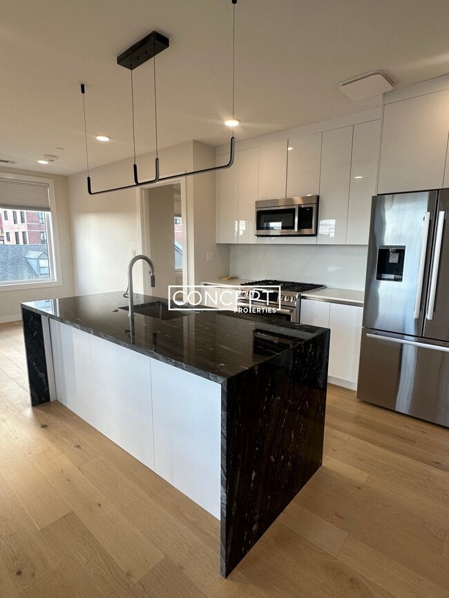 Photo - 194 Sumner St Unit 401-CP