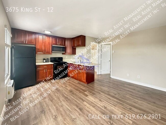 Photo - 3675 King St Unit 12