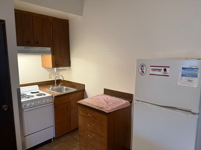 Photo - 100 S Regent St Unit 02A