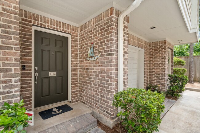 Building Photo - 3001 Murworth Dr Unit 1802 Rental
