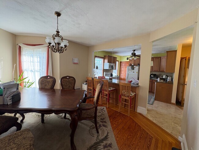 Photo - 7 Englewood Ave Unit 2