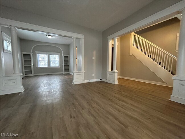 Photo - 10726 Garfield Ave