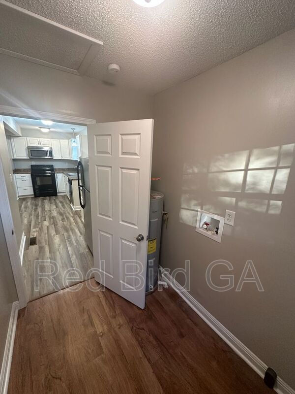 Photo - 1230 Harris St