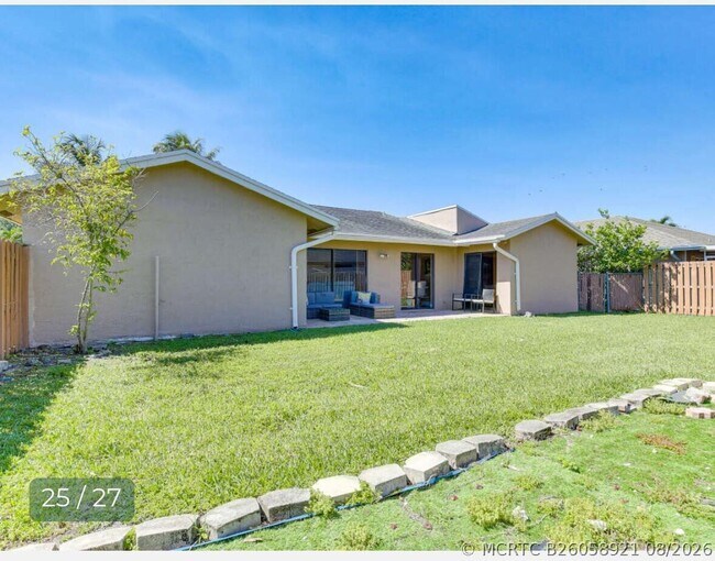 9957 NW 52nd St