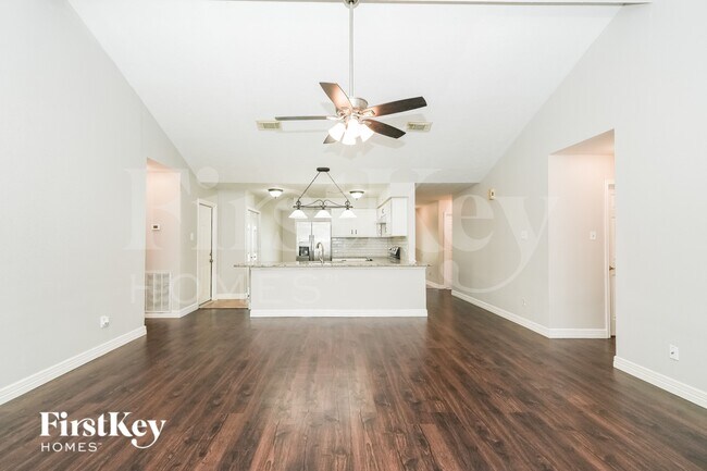 Photo - 2411 Shady Brook Dr