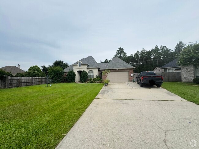 Building Photo - 2678 Bluff Ct Rental