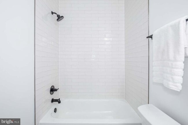 Photo - 2601 30th St NE Unidad 2