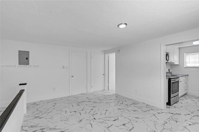 Photo - 54 NW 62nd St Unidad 1