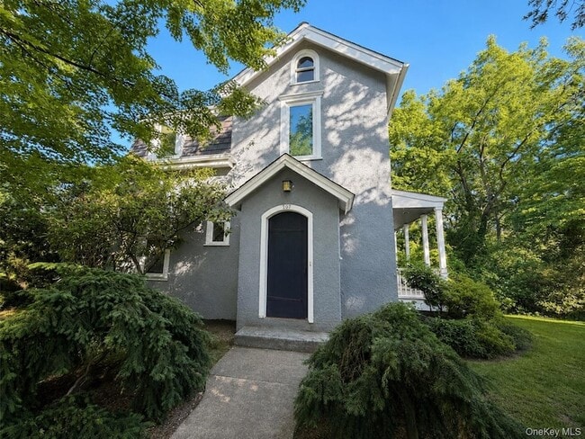207 Prospect Ave