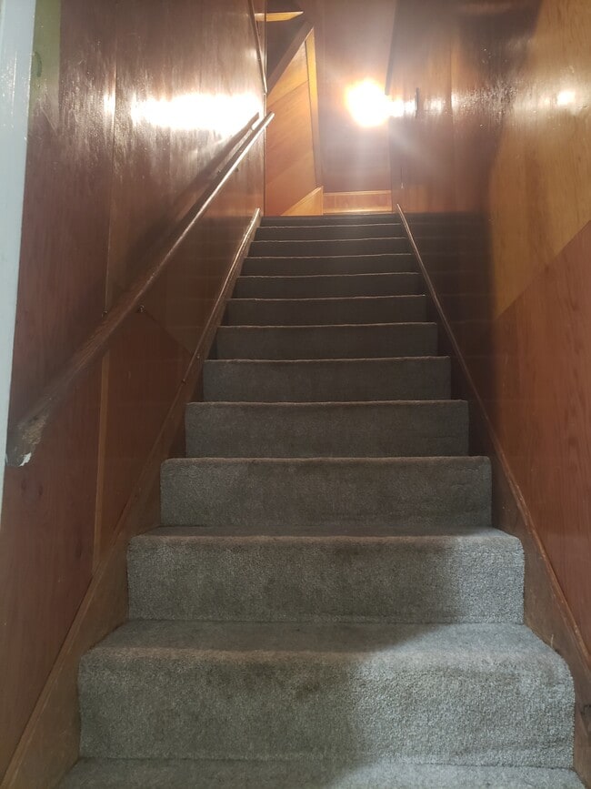 Photo - 225 S Bailey St