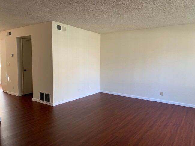 Photo - Spacious Townhouse