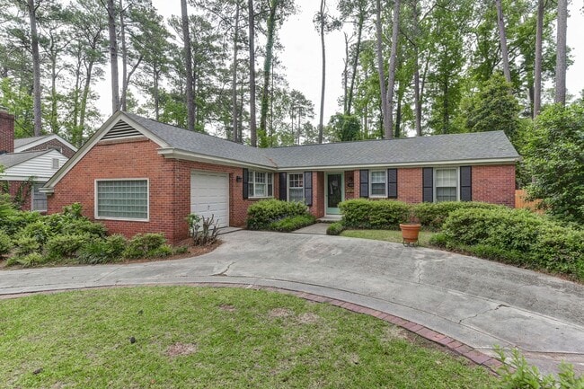 Photo - Charming 3 Bedroom, 2 Bath All-Brick Bunga...