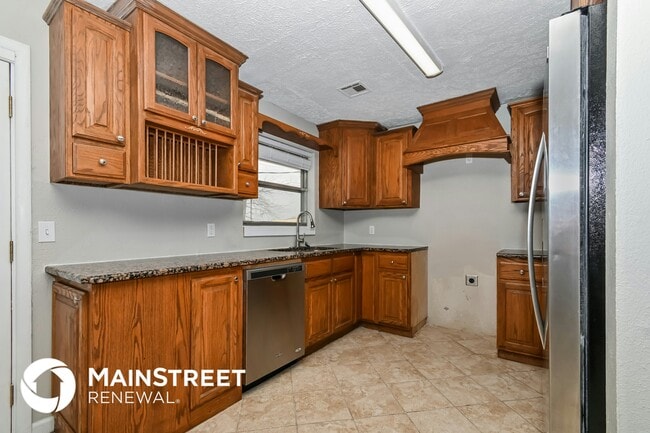 Photo - 6813 NW 29th St