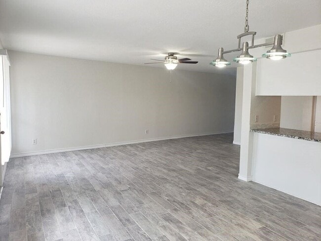 Photo - 14801 Compass St Unit 14