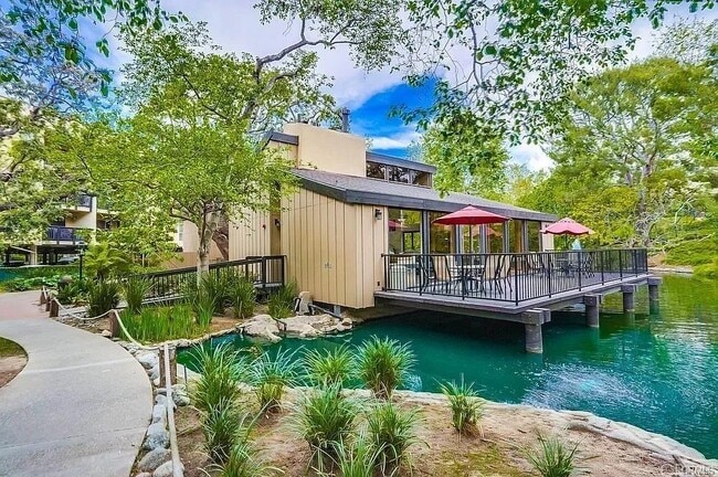 Photo - 3113 Raintree Cir