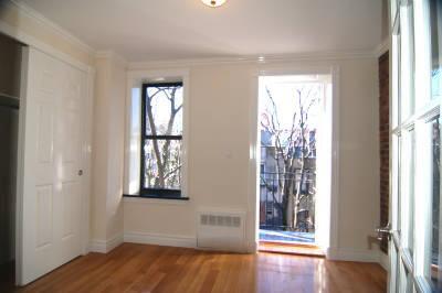 334 E 6th St Unit 10