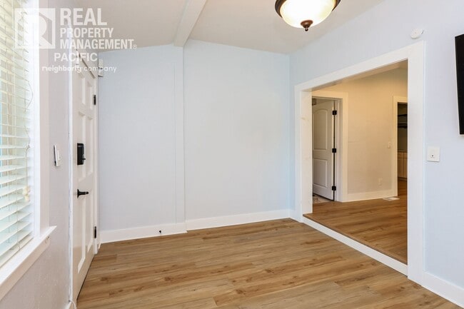 Photo - Bright & Spacious Oakland Home with Backya...