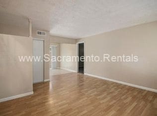 Photo - Nicely Updated 3bd/1.5ba Duplex near Power Inn & Gerber Rd