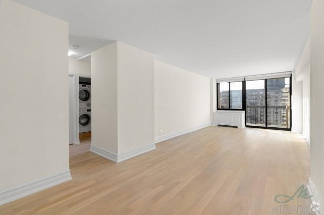 Building Photo - 1 bedroom in New York NY 10023 Unit 27J Rental