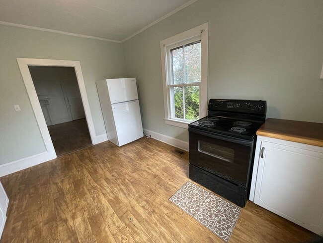 Photo - 3 bedroom 1 bathroom house in Shelby