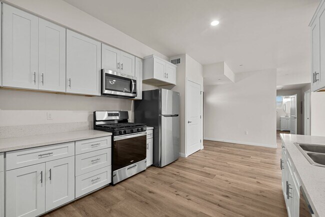 Photo - 13853 Victory Blvd Rental