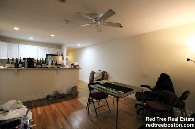 Photo - 324 St Paul St Unit 6